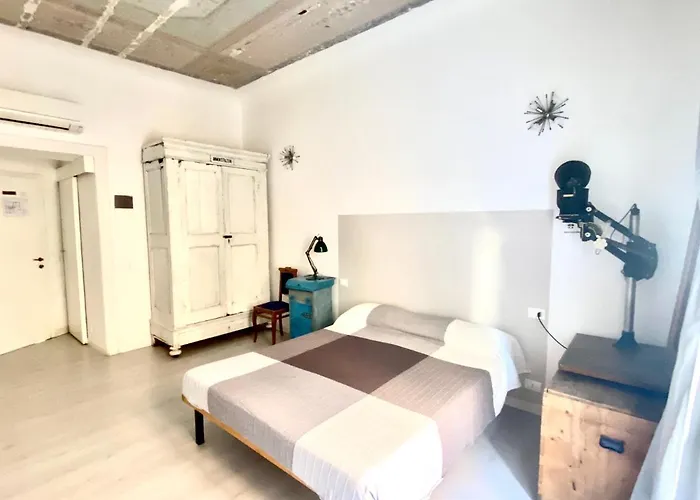 Bottega Delle Arti 3*